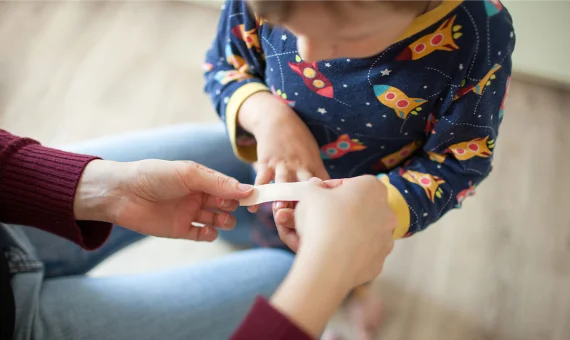 Childminding Accidents, emergencies and medication